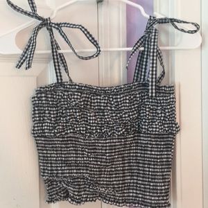 BNWT Forever 21 black and white woven top